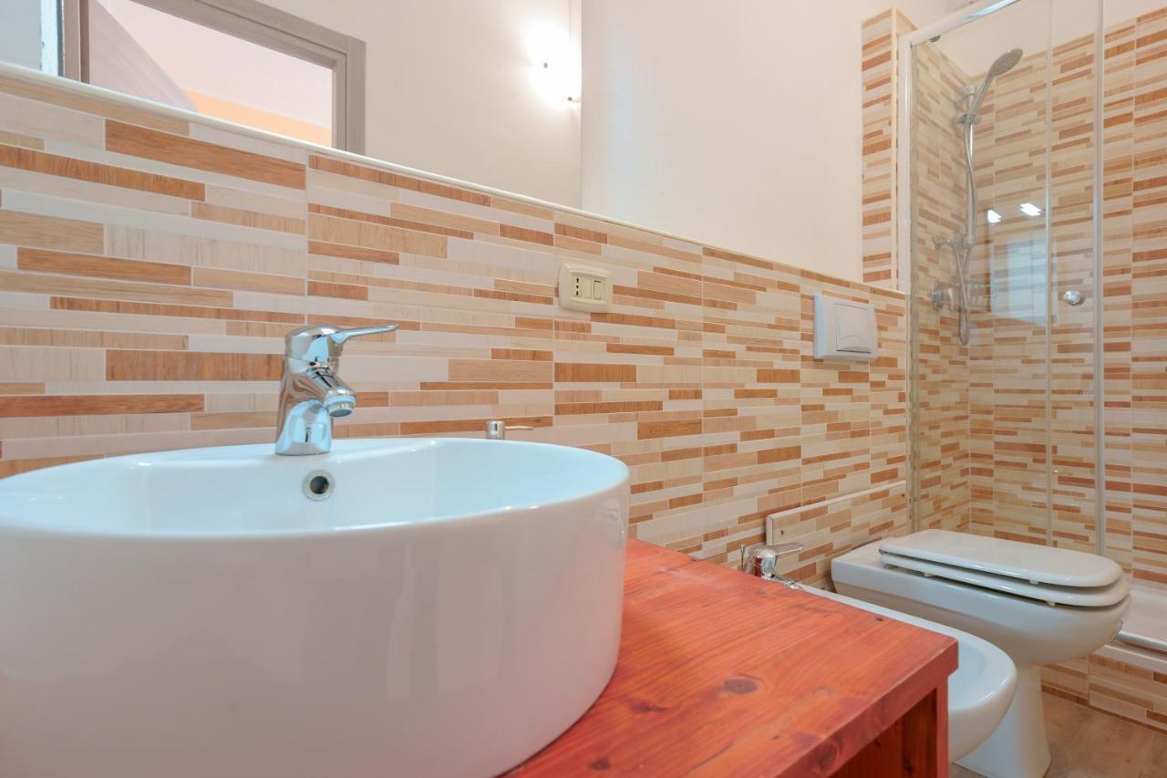 Bissenti Rooms - Eja Sardinia Cagliari Bagian luar foto