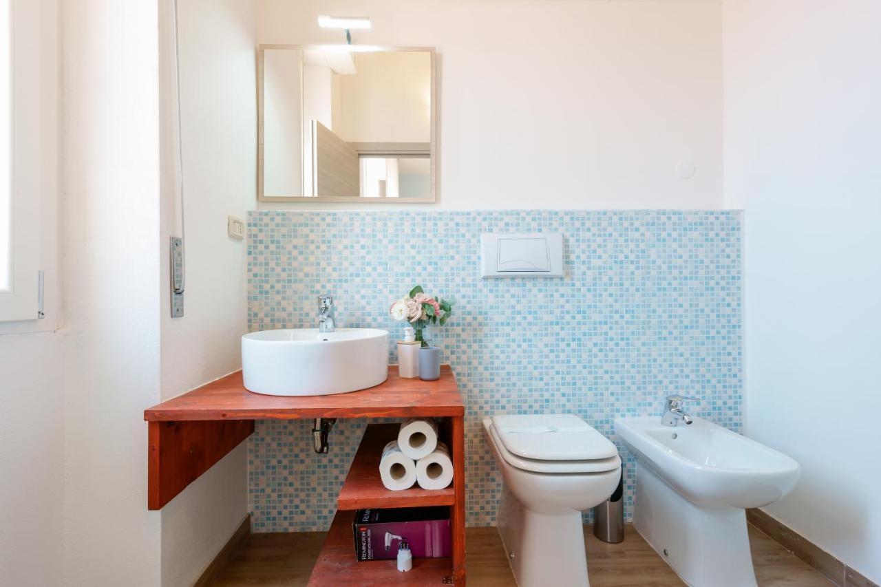 Bissenti Rooms - Eja Sardinia Cagliari Bagian luar foto