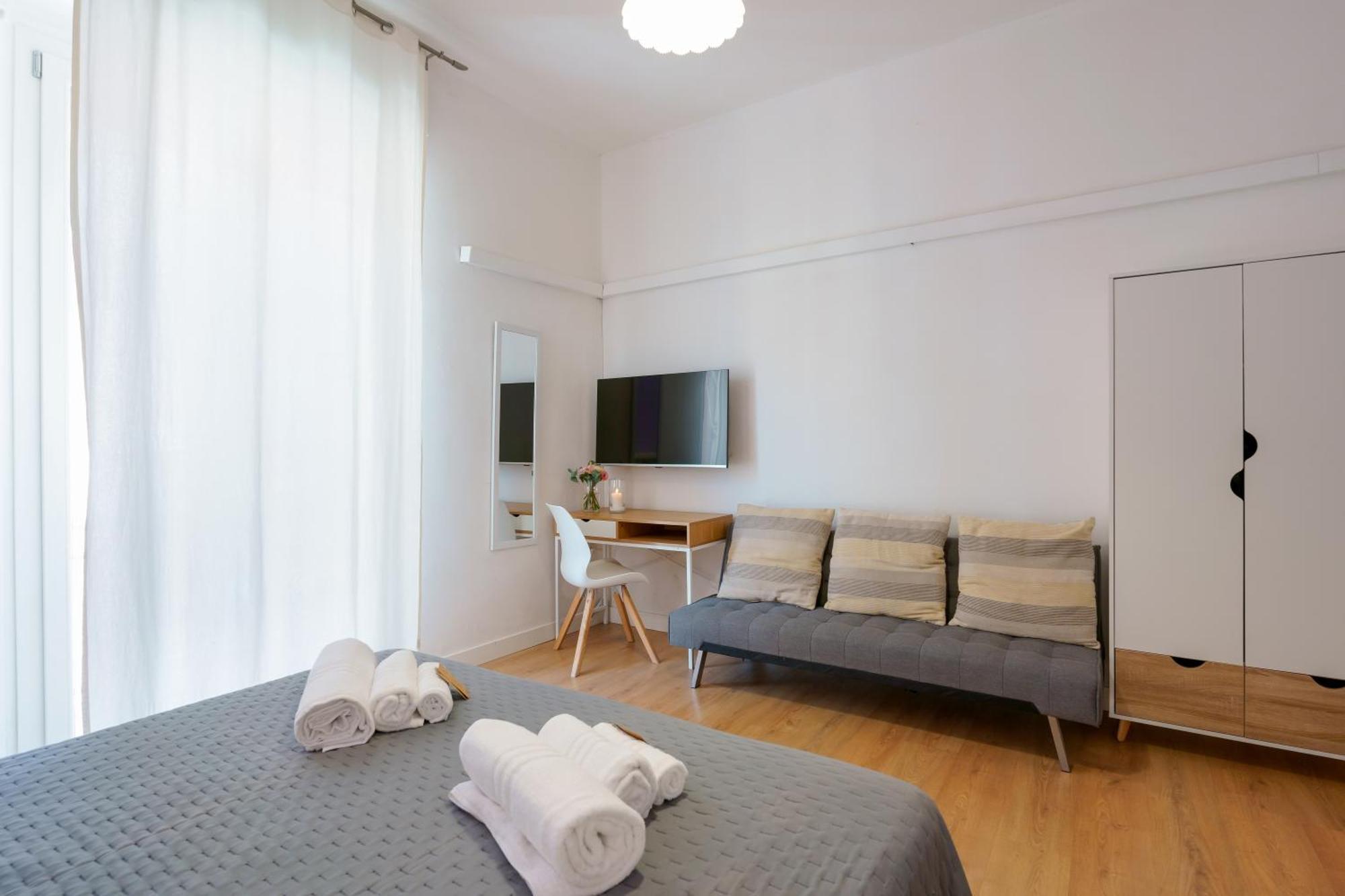 Bissenti Rooms - Eja Sardinia Cagliari Bagian luar foto