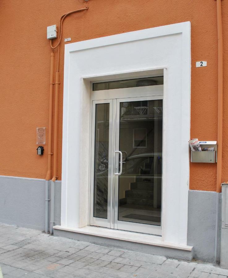 Bissenti Rooms - Eja Sardinia Cagliari Bagian luar foto